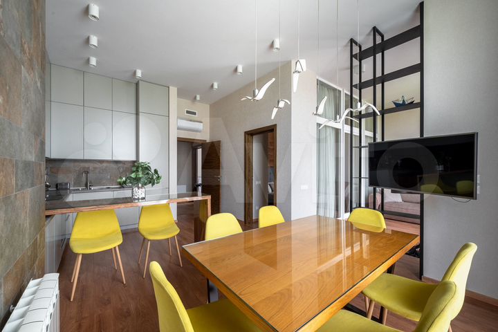 3-к. квартира, 72 м², 2/4 эт.