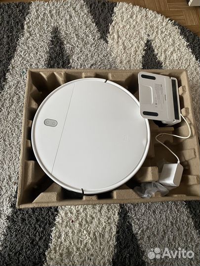 Продам робот-пылесос