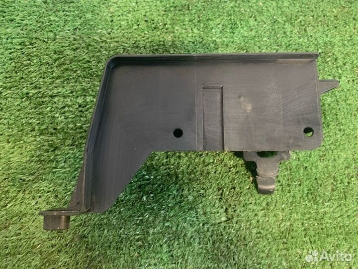 Кронштейн проводки Volkswagen Golf хетчбек BSE