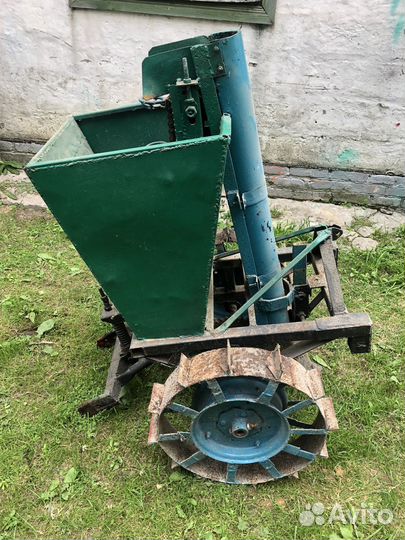 Картофелесажалка бу