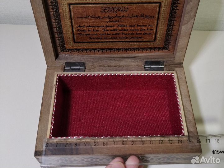 Шкатулка для украшений из Египта