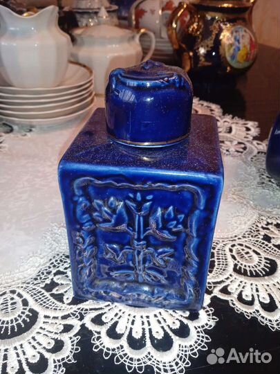 Молочник кобальт