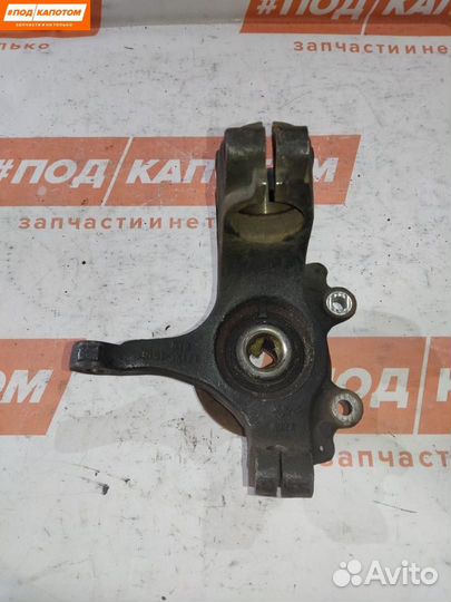 Кулак передний левый Mazda 3 BK 2004 BR5S33031