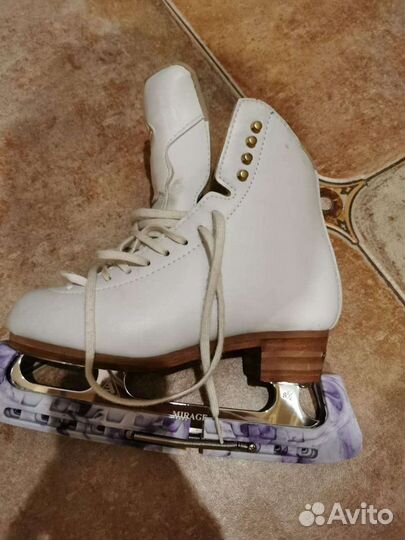 Детские профессиональные коньки