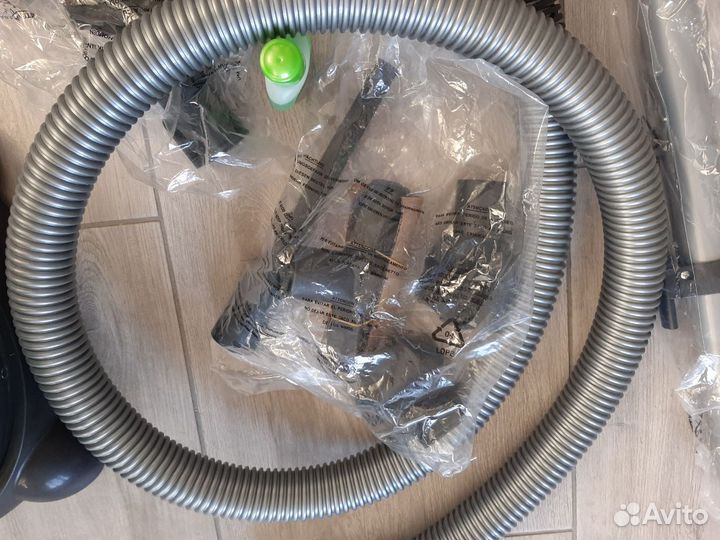 Пылесос с аквафильтром MOD30