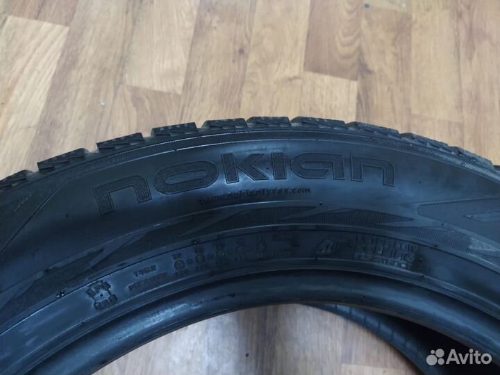 Nokian Tyres Hakkapeliitta R2 SUV 215/60 R17