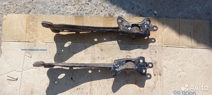 Geely emgrand X7 задний продольный рычаг ориг 2шт