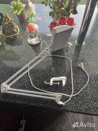 Лампа со струбциной