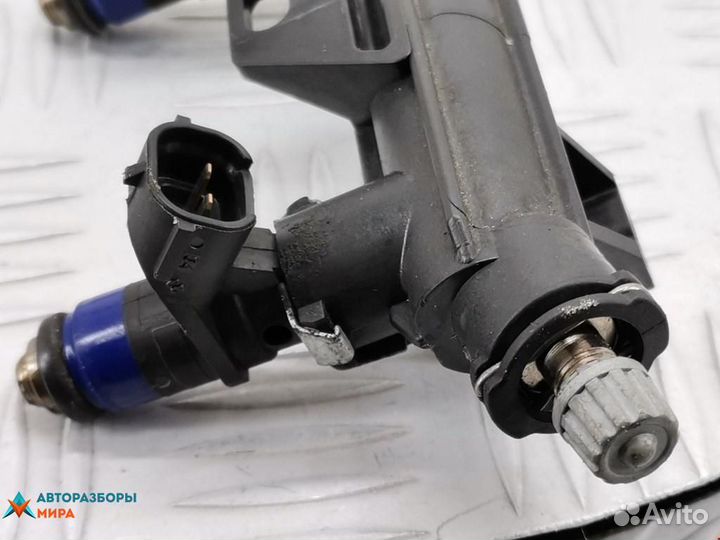 Форсунка Skoda Fabia (6Y) 2004 036906031AB