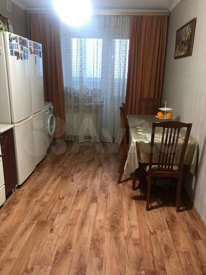 3-к. квартира, 84 м², 10/10 эт.