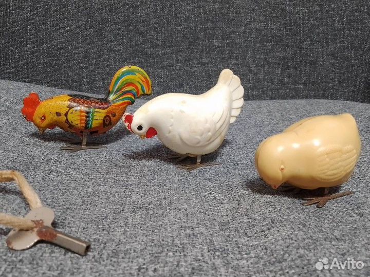 Заводные игрушки с с с р