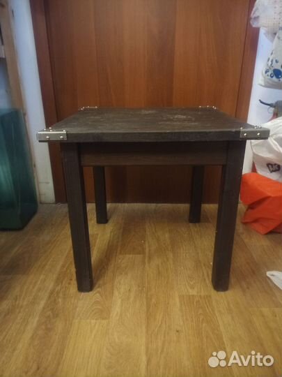 Журнальный столик массив дерева