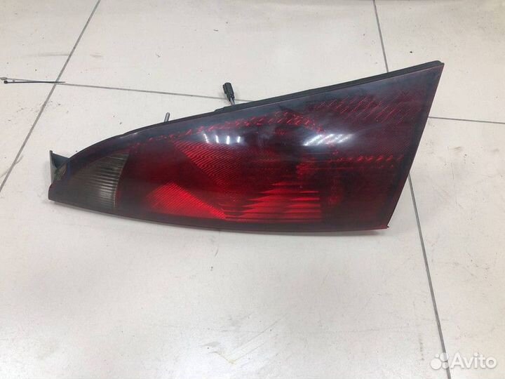Фонарь правый Ford Focus
