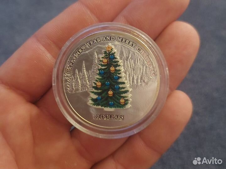 Серебряная монета 10 долларов