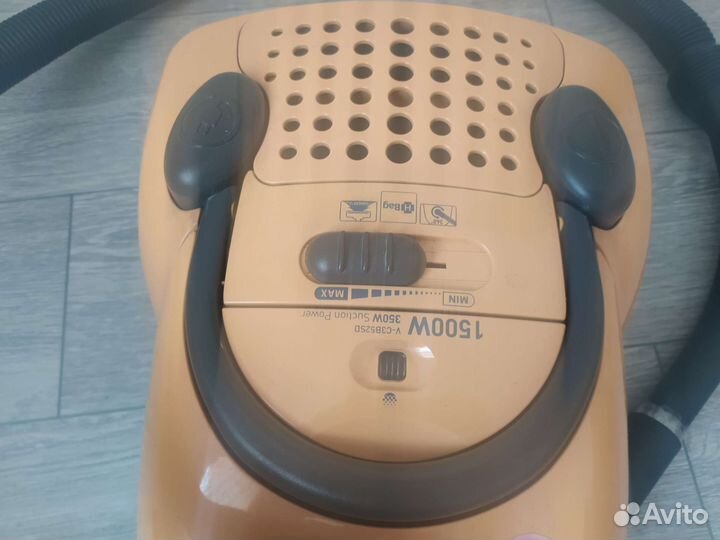 Вакуумный пылесос LG V-C3B52SD