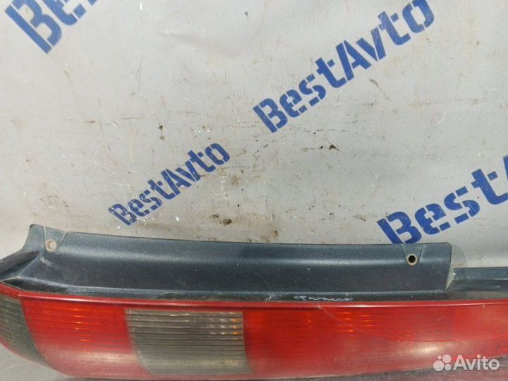 Фонарь задний правый Ford Fusion 2005