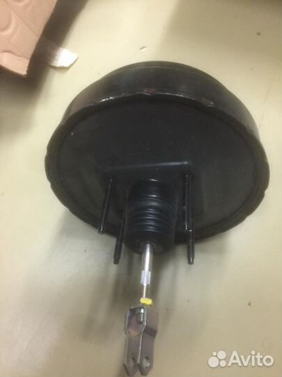 Вакуумный усилитель тормозов Nissan