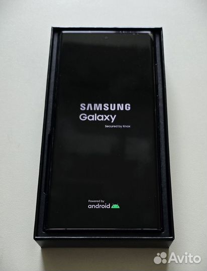 Samsung Galaxy S22 Ultra, 12/256 ГБ