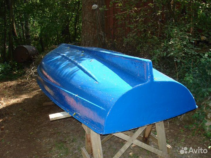 Лодка Пелла