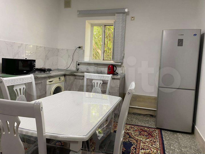 Комната 45 м² в 1-к., 1/2 эт.