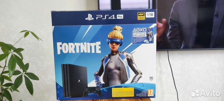 PlayStation 4 Pro - как новая