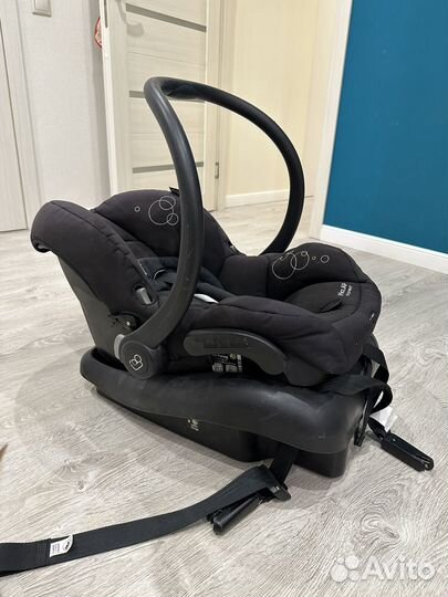 Автолюлька maxi cosi с базой