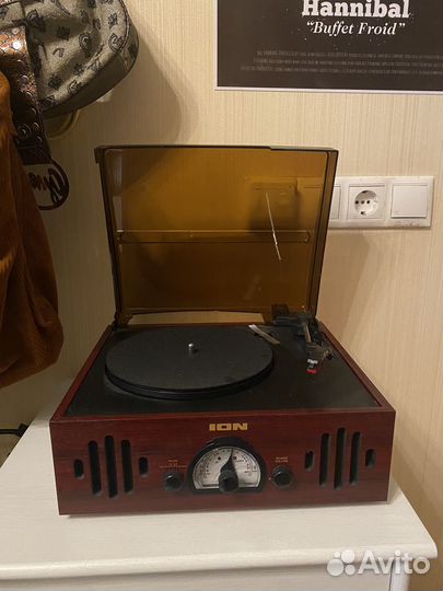 Виниловый проигрыватель ION Trio LP новый