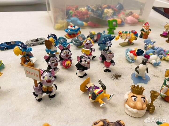 Киндер-сюрприз одним лотом