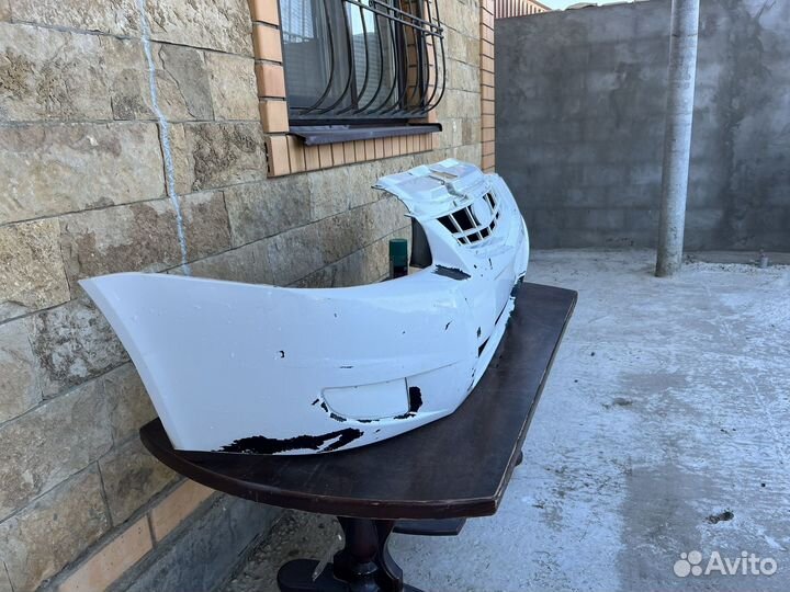 Передний бампер priora 2 белый