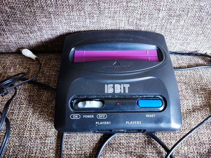 Игровая приставка Sega 16bit