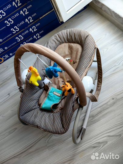 Шезлонг детский