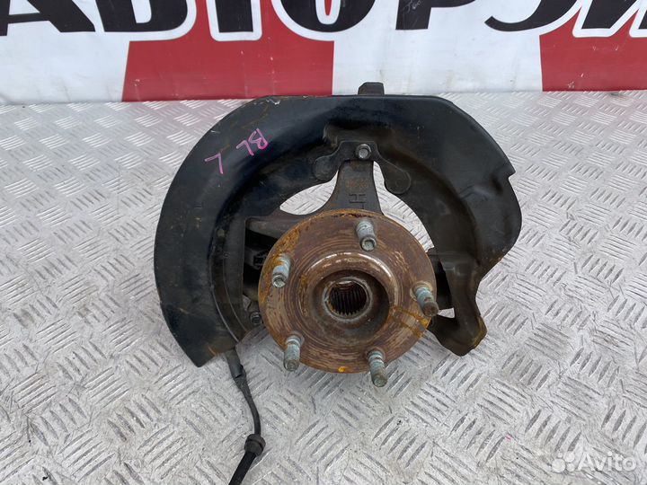 Кулак поворотный левый Mazda 3 BL