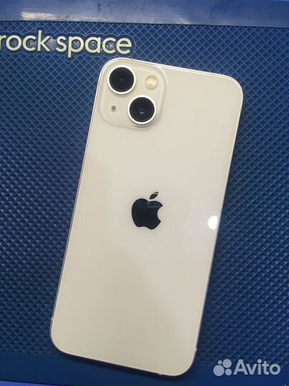 iPhone 13, 128 гб заблокирован