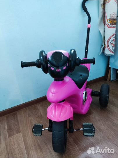 Детский трехколесный велосипед бу