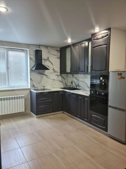 2-к. квартира, 65 м², 2/2 эт.