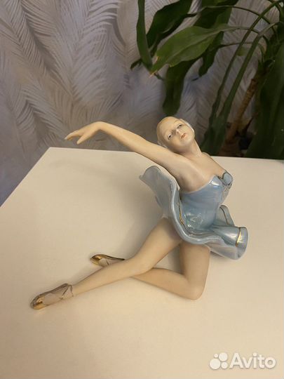 Статуэтка фарфор балерина Германия
