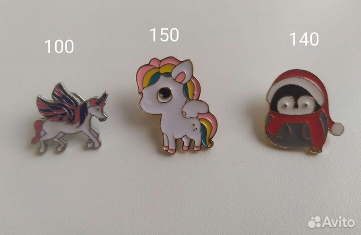 Броши и значки различные