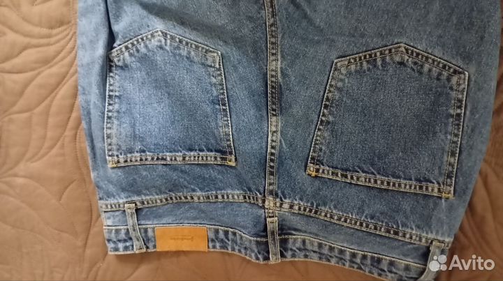 Джинсы