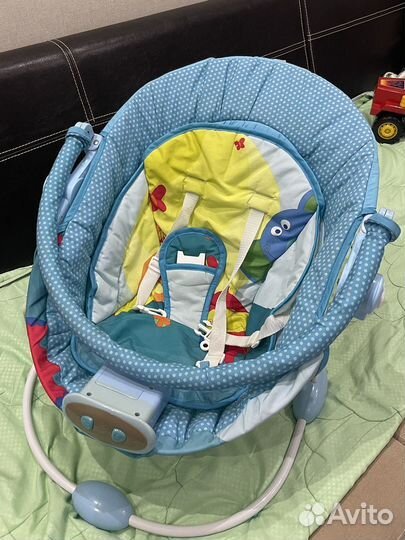 Шезлонг детский