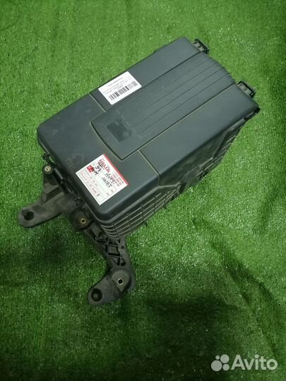 Корпус аккумулятора 1K0915333D Volkswagen Passat b