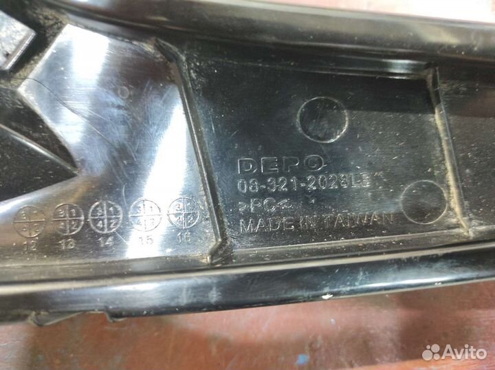 Фара противотуманная левая Hyundai Solaris