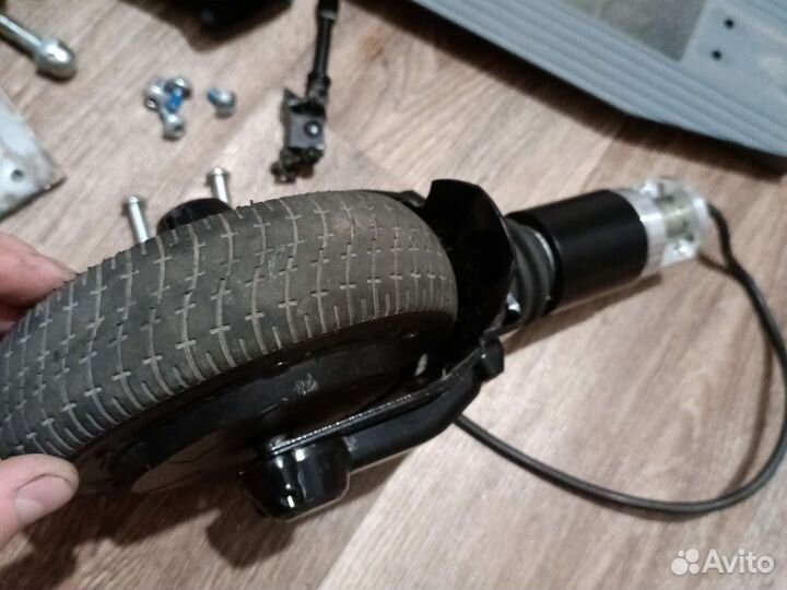 Детали электросамоката