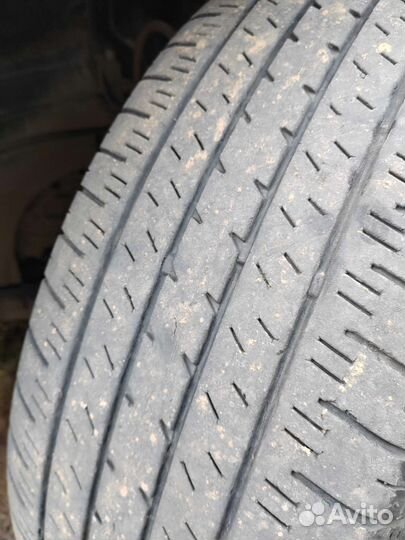 Bridgestone Dueler H/L 33 235/65 R18 106V