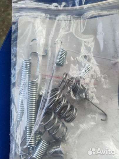 Ремкомплект пружинок задних тормозов matiz