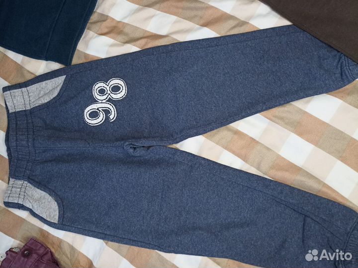 Спортивные брюки и кофты