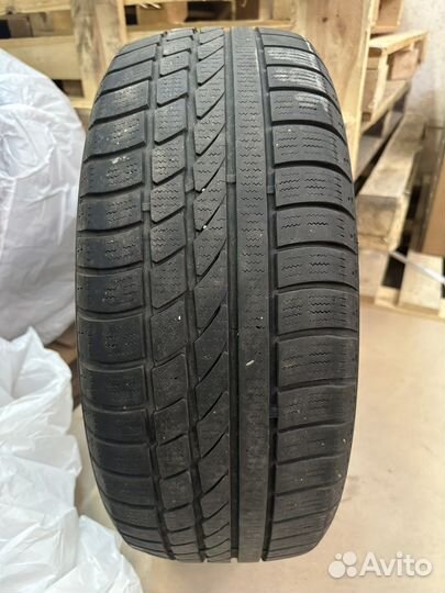 Hankook IceBear W300 205/60 R16 92