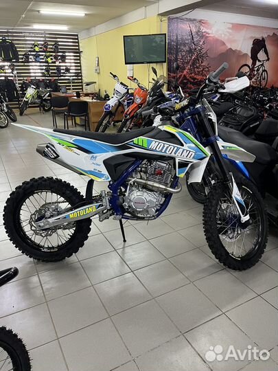 Motoland X3 PRO новый 250cm3