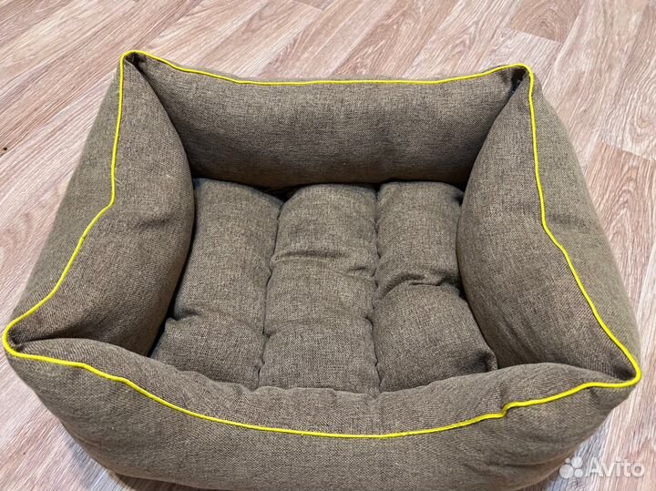 Лежанка для маленьких собак или котов