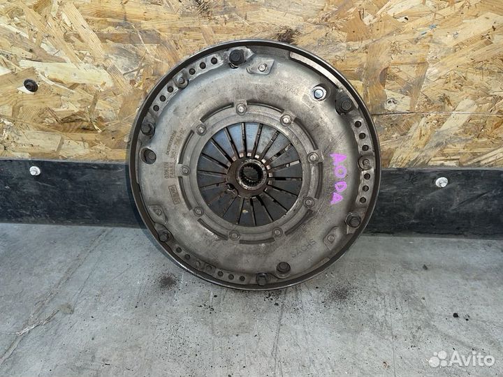 Маховик МКПП в сборе Ford Focus 2.0 aoda