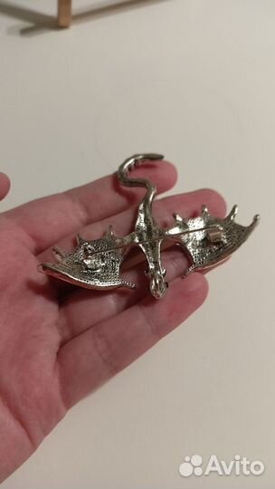 Брошь дракон